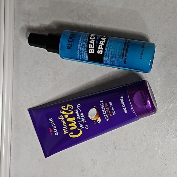Redken Beach spray & Aussie Miracle Curls NWOT - Picture 1 of 6